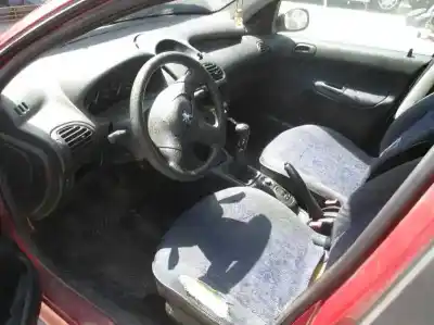 Veicolo di demolizione peugeot 206 berlina 1.1 dell'anno 1999 alimentato hfz