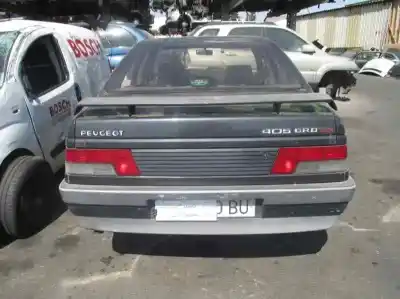 Véhicule à la ferraille PEUGEOT 405 BERLINA 1.8 Turbodiesel de l'année 1990 alimenté A8A(XUD7TE)