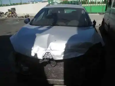 Здавання транспортного засобу renault megane iii sport tourer business року 2011 потужний k9k836