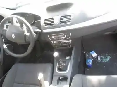 Здавання транспортного засобу renault megane iii sport tourer business року 2011 потужний k9k836