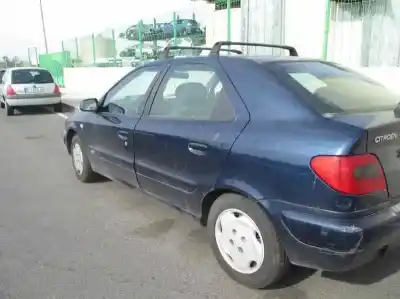 Veículo de Sucata citroen xsara berlina 1.6 lx do ano 2000 alimentado nfz(tu5jp)