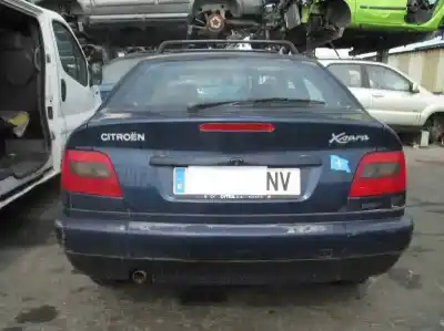 Veículo de Sucata citroen xsara berlina 1.6 lx do ano 2000 alimentado nfz(tu5jp)