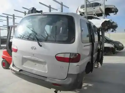 Здавання транспортного засобу HYUNDAI H 1 H 1 Furg.caja cerr.c. puerta року 2002 потужний D4BH