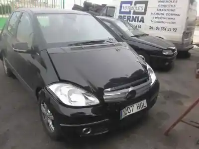 Véhicule à la ferraille mercedes-benz clase a (w169) a 180 cdi a-edition de l'année 2011 alimenté 640.940 euro 5