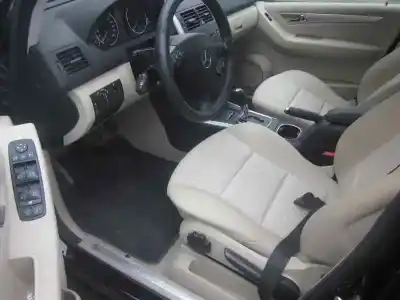 Véhicule à la ferraille mercedes-benz clase a (w169) a 180 cdi a-edition de l'année 2011 alimenté 640.940 euro 5