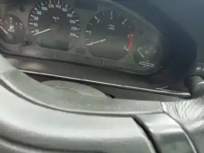 Veículo de Sucata bmw serie 3 compacto (e36) 318tds do ano 1999 alimentado 17-4t-1 d