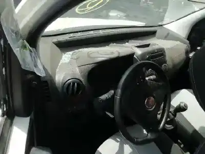 Здавання транспортного засобу fiat qubo (300) dynamic року 2015 потужний 330a1000