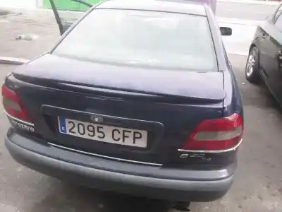 Véhicule à la ferraille volvo s40 berlina t4 de l'année 1998 alimenté b4194t4
