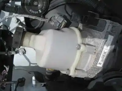 Véhicule à la ferraille dacia sandero ambiance de l'année 2013 alimenté k9k c6 (612)