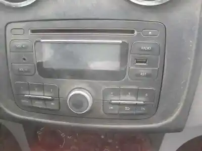 Véhicule à la ferraille dacia sandero ambiance de l'année 2013 alimenté k9k c6 (612)