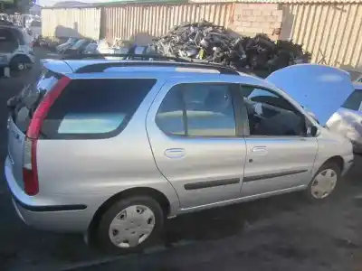 Veículo de Sucata tata indigo marina do ano 2005 alimentado 475idt14