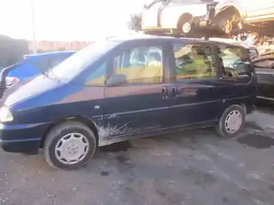 Scrapping Vehicle peugeot 806 stdt of the year 2000 powered rhz