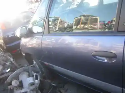 Véhicule à la ferraille renault espace /grand espace (je0) 2.2 dt rt espace de l'année 1999 alimenté 