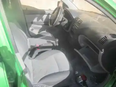 Здавання транспортного засобу kia picanto 1.0 lx року 2004 потужний g4he