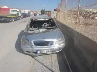 Здавання транспортного засобу mercedes-benz clase s (w220) berlina 400 cdi (220.028) року 2000 потужний om628960