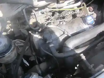 Здавання транспортного засобу mercedes-benz clase s (w220) berlina 400 cdi (220.028) року 2000 потужний om628960