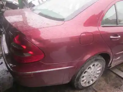 Veículo de Sucata mercedes-benz clase e (w211) berlina e 270 cdi (211.016) do ano 2004 alimentado d 647961