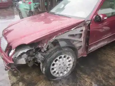 Veículo de Sucata mercedes-benz clase e (w211) berlina e 270 cdi (211.016) do ano 2004 alimentado d 647961