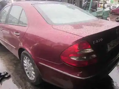 Veículo de Sucata mercedes-benz clase e (w211) berlina e 270 cdi (211.016) do ano 2004 alimentado d 647961