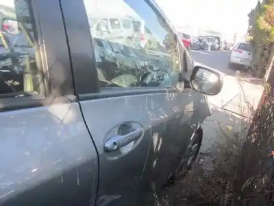 Здавання транспортного засобу toyota yaris (ksp9/scp9/nlp9) básico року 2006 потужний 1nd