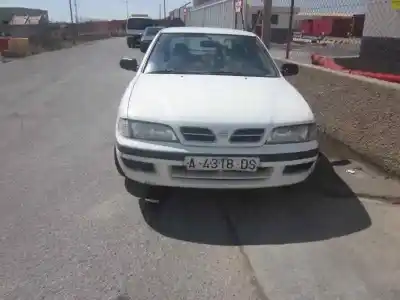 Véhicule à la ferraille nissan primera berlina (p11) gx de l'année 1998 alimenté cd20t