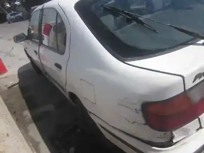 Véhicule à la ferraille nissan primera berlina (p11) gx de l'année 1998 alimenté cd20t