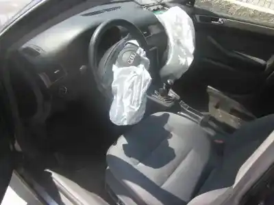 Sloopvoertuig audi a6 berlina (4b2) 2.8 van het jaar 1999 aangedreven apr