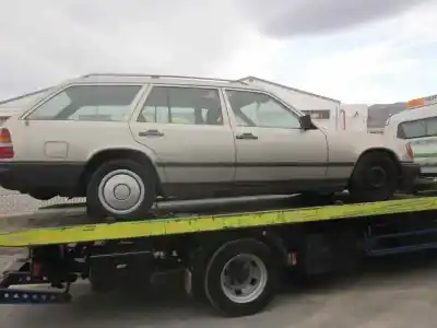 Verschrottungsfahrzeug mercedes-benz clase e (w124) familiar te 300 (124.090) des jahres 1985 angetrieben 103983