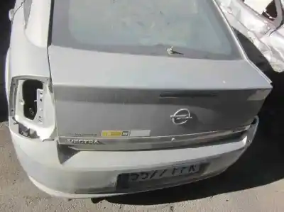Veicolo di demolizione opel vectra c berlina 1.9 cdti dell'anno 2006 alimentato z19dt