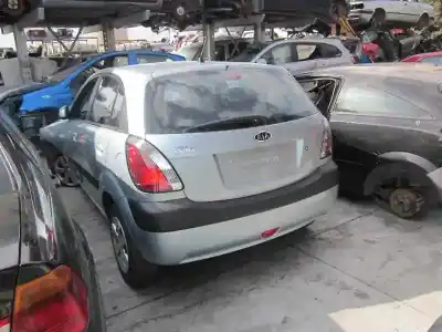 Veículo de Sucata kia rio ii (jb) 1.4 16v do ano 2007 alimentado g4ee