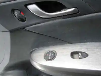 Здавання транспортного засобу honda civic berlina (fn) * року 2009 потужний r18a2