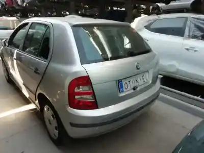 Vehicul casat skoda fabia (6y2/6y3) attractive al anului 2001 alimentat azf