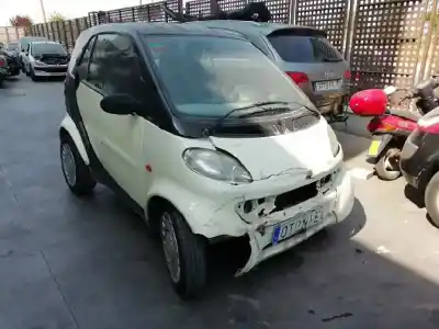 Veículo de Sucata SMART MICRO COMPACT CAR 0.6 do ano 2001 alimentado G11