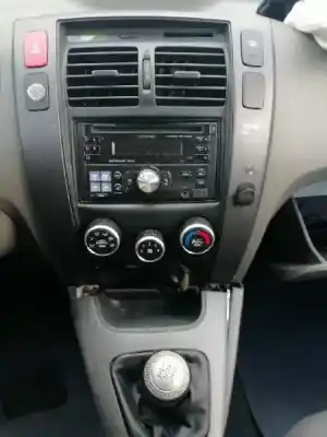 Veículo de Sucata hyundai tucson (jm) 2.0 comfort do ano 2009 alimentado g4gc