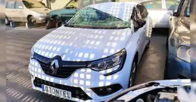 Veículo de Sucata renault megane iv berlina 5p limited do ano 2018 alimentado h5h b4