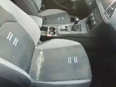 Здавання транспортного засобу seat leon (5f1) style visio edition року 2019 потужний dkr