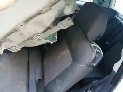 Veicolo di demolizione opel zafira b enjoy plus dell'anno 2012 alimentato a17dtr