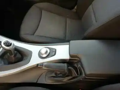 Veículo de Sucata bmw serie 3 berlina (e90) 320d do ano 2006 alimentado 204d4