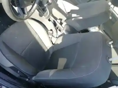 Veicolo di demolizione ford focus lim. (cb8) trend dell'anno 2015 alimentato m1da