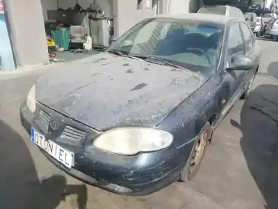 Veículo de Sucata hyundai lantra berlina (rd) 1.6 gls do ano 2000 alimentado g 4 gr