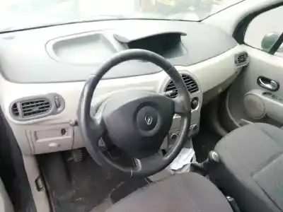 Scrapping Vehicle renault modus confort dynamique of the year 2004 powered k9kj7