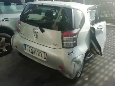 Sloopvoertuig toyota iq básico van het jaar 2010 aangedreven 1kr