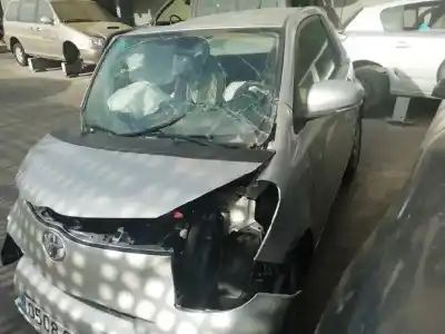 Sloopvoertuig toyota iq básico van het jaar 2010 aangedreven 1kr