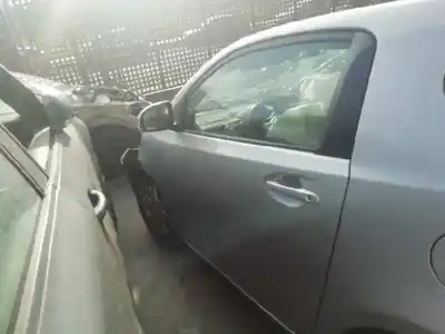 Sloopvoertuig toyota iq básico van het jaar 2010 aangedreven 1kr