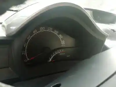 Sloopvoertuig toyota iq básico van het jaar 2010 aangedreven 1kr