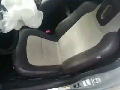 Sloopvoertuig toyota iq básico van het jaar 2010 aangedreven 1kr