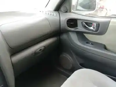 Veículo de Sucata hyundai santa fe (sm) 2.0 crdi vgt comfort do ano 2005 alimentado d4ea