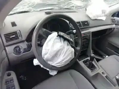 Veículo de Sucata audi a4 avant (8e) 2.0 tdi do ano 2005 alimentado blb
