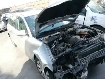 Scrapping Vehicle audi a4 avant (8e) 2.0 tdi of the year 2006 powered blb