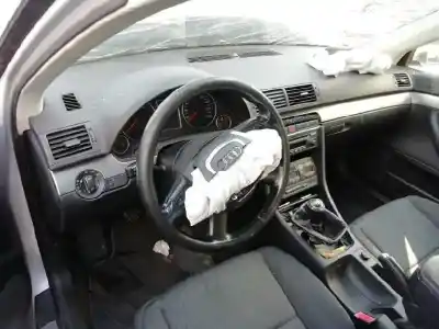 Scrapping Vehicle audi a4 avant (8e) 2.0 tdi of the year 2006 powered blb